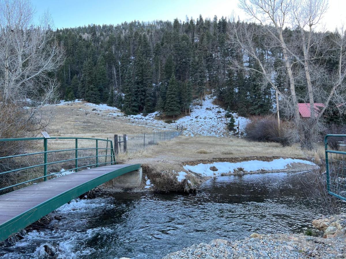 Mountain View Lodge Red River Eksteriør bilde